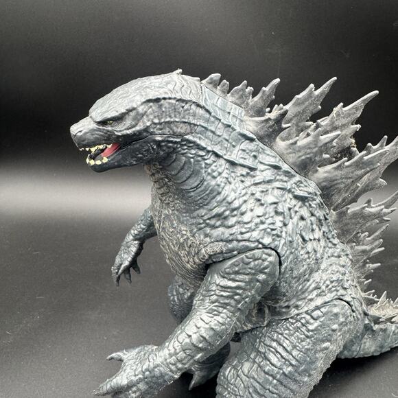 Godzilla Jumbo 24" Long 12" Tall Legendary 2019 Poseable Toho Jakks Pacific - Picture 4 of 7